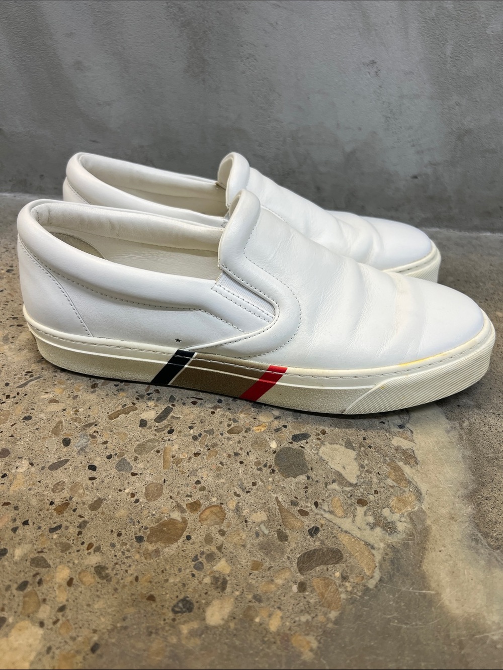 Burberry White Leather Slip-On Sneakers with Red & Black Stripe